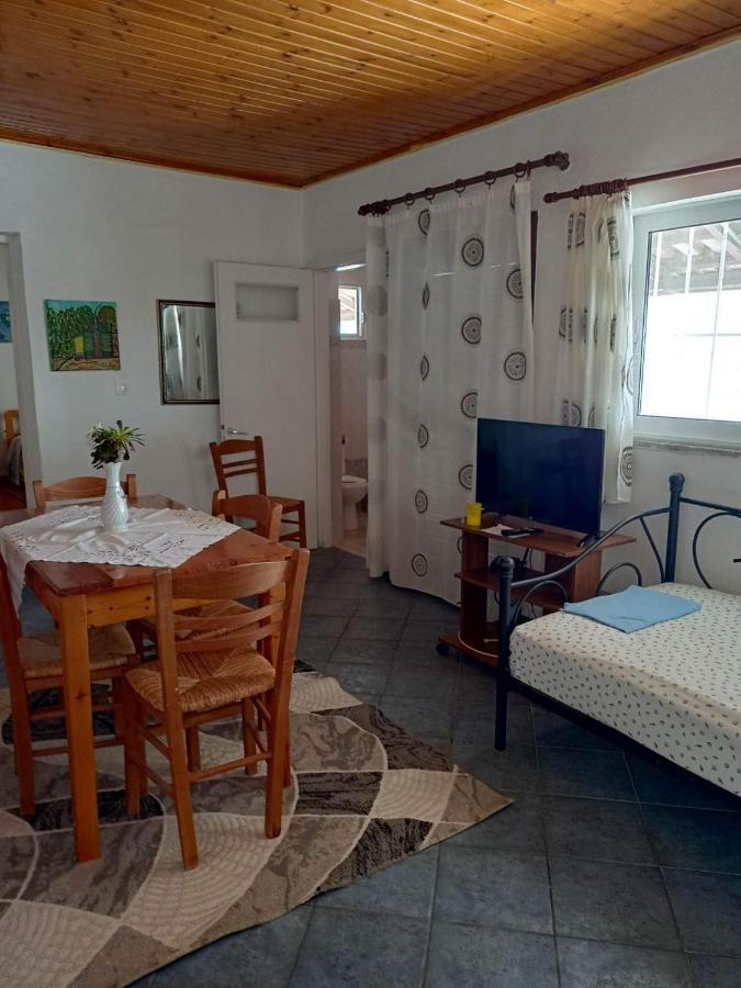 Giota&Antonia Apartments Koróni Esterno foto