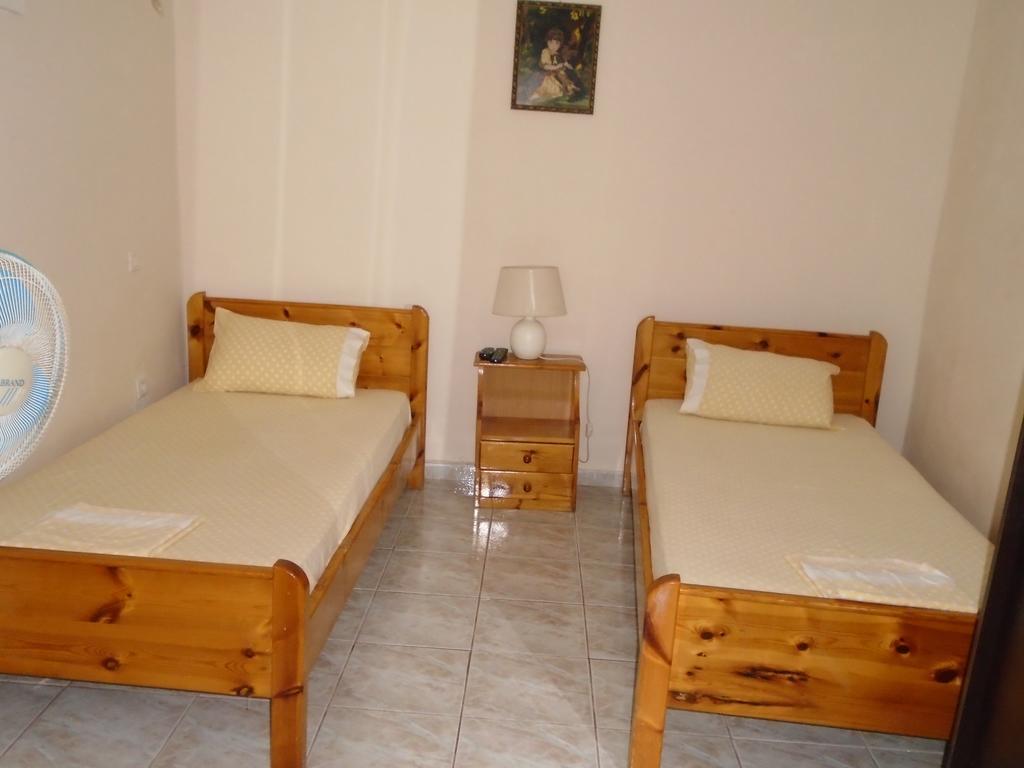 Giota&Antonia Apartments Koróni Camera foto